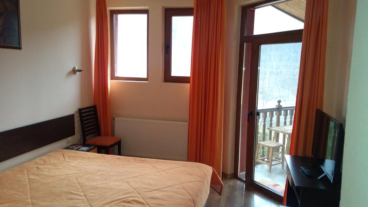Guest House Alfa Daniel Balkanets  Esterno foto