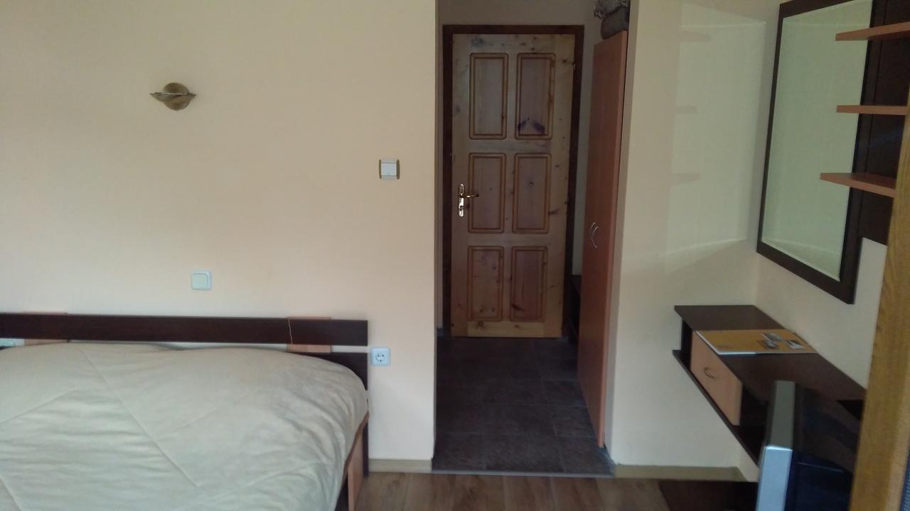 Guest House Alfa Daniel Balkanets  Esterno foto